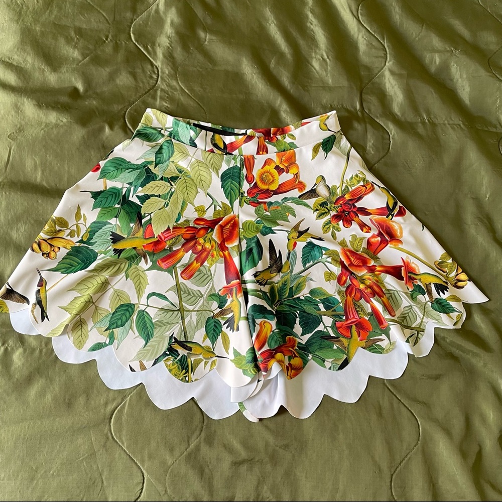 Black Milk Hummingbird Shorties size M